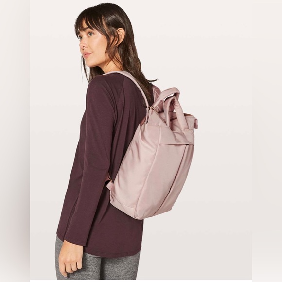 Lululemon City Adventurer Convertible Backpack 15L - Picture 2 of 16